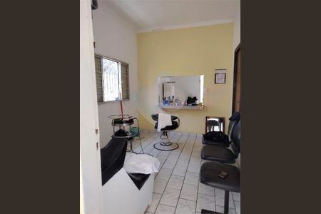 Casa à venda com 3 quartos, 220m² em Cidade Ademar, São Paulo