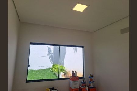 Casa à venda com 123m², 3 quartos e 4 vagas