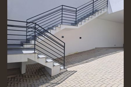 Casa à venda com 123m², 3 quartos e 4 vagas