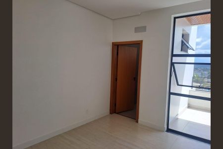 Casa à venda com 123m², 3 quartos e 4 vagas