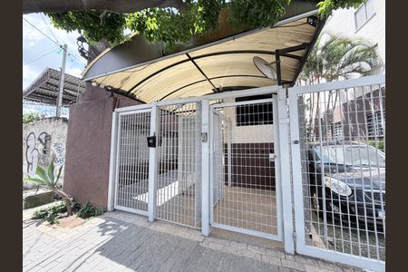 Apartamento para alugar com 48m², 2 quartos e 1 vagaFachada