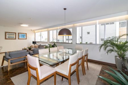 Apartamento à venda com 160m², 3 quartos e 1 vagaSala de Jantar