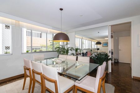 Apartamento à venda com 160m², 3 quartos e 1 vagaSala de Jantar