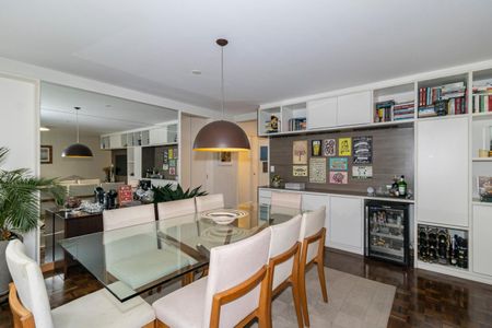 Apartamento à venda com 160m², 3 quartos e 1 vagaSala de Jantar