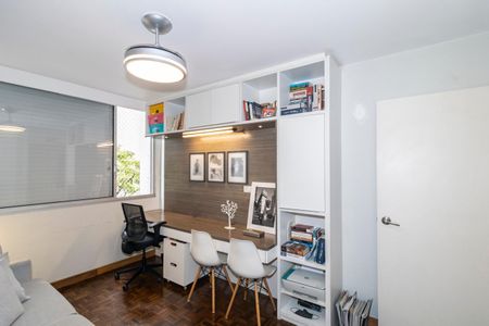 Apartamento à venda com 160m², 3 quartos e 1 vagaEscritório