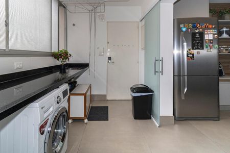 Apartamento à venda com 160m², 3 quartos e 1 vagaÁrea de Serviço