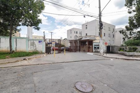 Apartamento para alugar com 54m², 2 quartos e 1 vaga Apartamento para alugar com 54m², 2 quartos e 1 vagaFachada