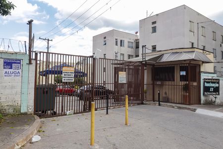 Apartamento para alugar com 54m², 2 quartos e 1 vaga Apartamento para alugar com 54m², 2 quartos e 1 vagaFachada