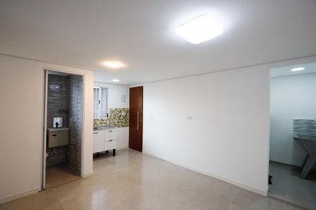 Apartamento para alugar com 33m², 2 quartos e sem vaga Apartamento para alugar com 33m², 2 quartos e sem vagaSala / Cozinha