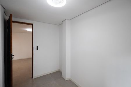 Apartamento para alugar com 33m², 2 quartos e sem vaga Apartamento para alugar com 33m², 2 quartos e sem vagaQuarto 2