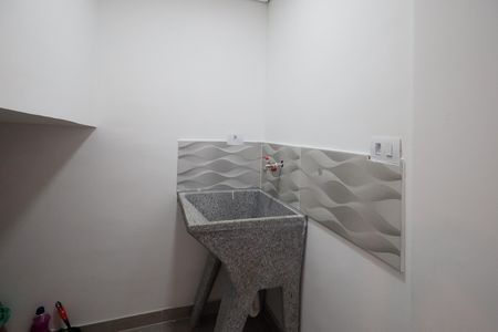 Apartamento para alugar com 33m², 2 quartos e sem vaga Apartamento para alugar com 33m², 2 quartos e sem vagaÁrea de Serviço