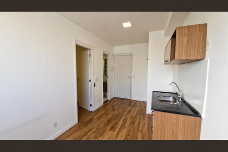 Sala/Cozinha de apartamento à venda com 1 quarto, 24m² em Jardim Prudência, São Paulo