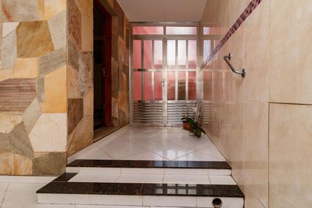 Casa à venda com 123m², 2 quartos e 2 vagas Casa à venda com 123m², 2 quartos e 2 vagasHall de entrada