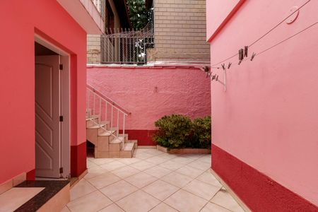 Casa à venda com 123m², 2 quartos e 2 vagas Casa à venda com 123m², 2 quartos e 2 vagasÁrea externa