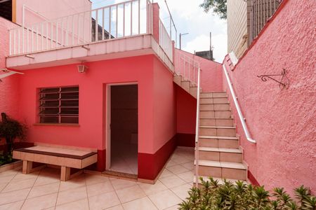 Casa à venda com 123m², 2 quartos e 2 vagas Casa à venda com 123m², 2 quartos e 2 vagasÁrea externa