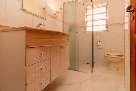 Casa à venda com 123m², 2 quartos e 2 vagas Casa à venda com 123m², 2 quartos e 2 vagasBanheiro 2