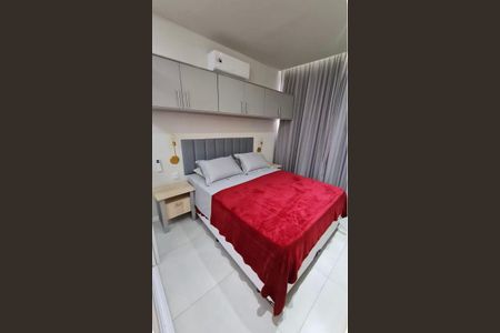Apartamento à venda com 40m², 1 quarto e sem vagaSala/Quarto
