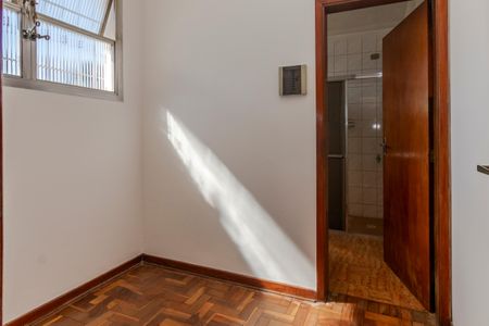 Casa à venda com 205m², 3 quartos e 4 vagas Casa à venda com 205m², 3 quartos e 4 vagasCloset da Suíte