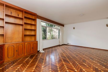 Casa à venda com 205m², 3 quartos e 4 vagas Casa à venda com 205m², 3 quartos e 4 vagasSala