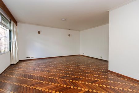 Casa à venda com 205m², 3 quartos e 4 vagas Casa à venda com 205m², 3 quartos e 4 vagasSala