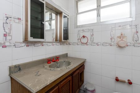 Casa à venda com 205m², 3 quartos e 4 vagas Casa à venda com 205m², 3 quartos e 4 vagasBanheiro