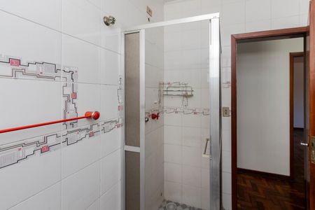 Casa à venda com 205m², 3 quartos e 4 vagas Casa à venda com 205m², 3 quartos e 4 vagasBanheiro