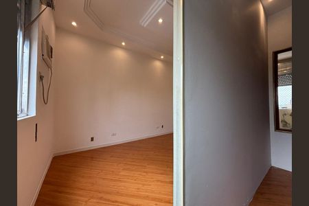 Apartamento à venda com 128m², 3 quartos e 1 vaga Apartamento à venda com 128m², 3 quartos e 1 vagaQuarto 4