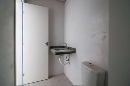 Apartamento à venda com 43m², 2 quartos e sem vaga Apartamento à venda com 43m², 2 quartos e sem vagaBanheiro