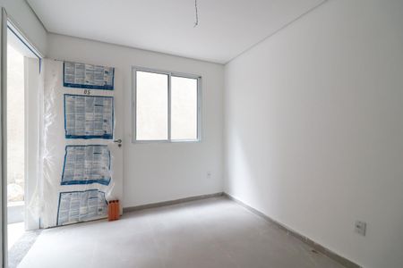 Apartamento à venda com 43m², 2 quartos e sem vaga Apartamento à venda com 43m², 2 quartos e sem vagaSala
