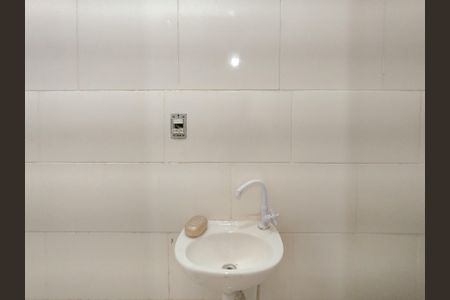 Apartamento para alugar com 65m², 2 quartos e sem vaga Apartamento para alugar com 65m², 2 quartos e sem vagaBanheiro da Suíte