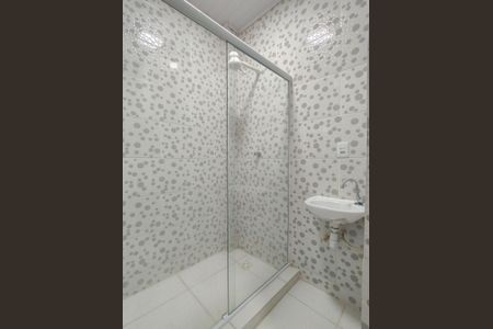 Apartamento para alugar com 65m², 2 quartos e sem vaga Apartamento para alugar com 65m², 2 quartos e sem vagaBanheiro