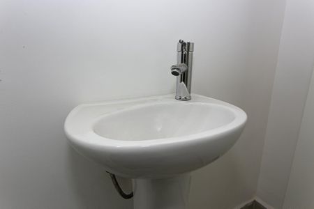 Apartamento à venda com 47m², 2 quartos e 1 vaga Apartamento à venda com 47m², 2 quartos e 1 vagaBanheiro