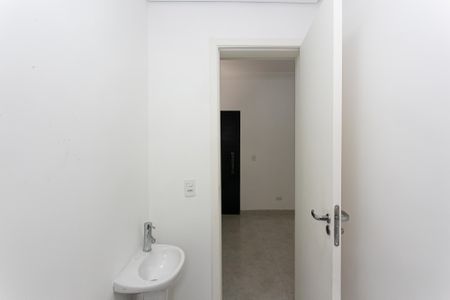 Apartamento para alugar com 46m², 2 quartos e 1 vaga Apartamento para alugar com 46m², 2 quartos e 1 vagaBanheiro