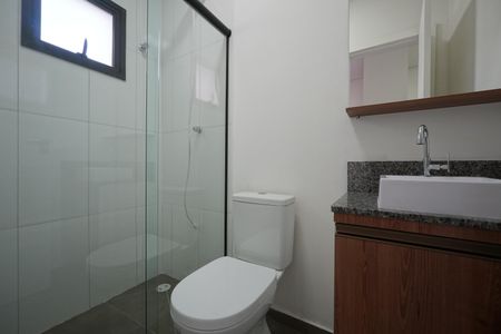 Banheiro de kitnet/studio para alugar com 1 quarto, 18m² em Vila Mariana, São Paulo