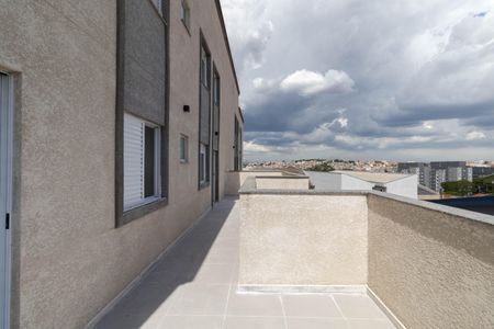 Apartamento à venda com 74m², 2 quartos e sem vaga Apartamento à venda com 74m², 2 quartos e sem vagaVaranda