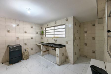 Casa para alugar com 195m², 5 quartos e 2 vagas Casa para alugar com 195m², 5 quartos e 2 vagasCozinha