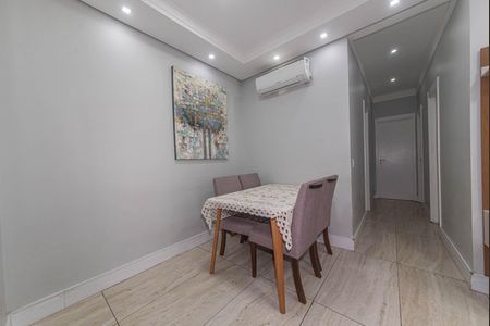 Apartamento à venda com 105m², 3 quartos e 2 vagas Apartamento à venda com 105m², 3 quartos e 2 vagasSala