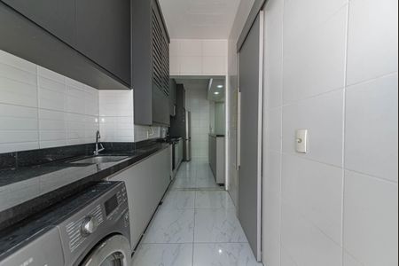 Apartamento à venda com 105m², 3 quartos e 2 vagas Apartamento à venda com 105m², 3 quartos e 2 vagasLavanderia
