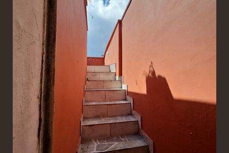 Studio para alugar com 80m², 1 quarto e sem vagaescada