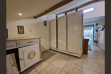 Studio para alugar com 80m², 1 quarto e sem vagaquarto 