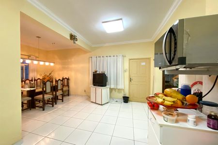 Casa para alugar com 360m², 3 quartos e 2 vagasCozinha