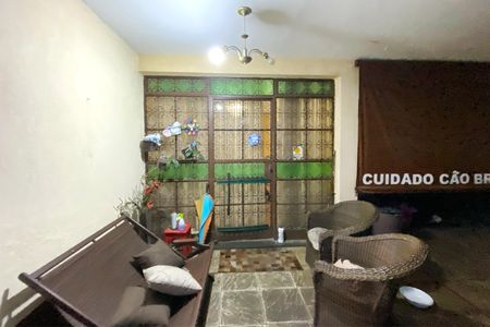Casa para alugar com 360m², 3 quartos e 2 vagasEntrada