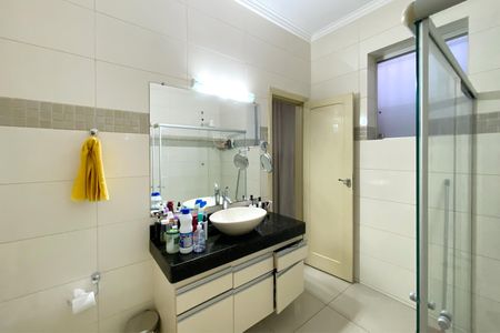 Casa para alugar com 360m², 3 quartos e 2 vagasBanheiro