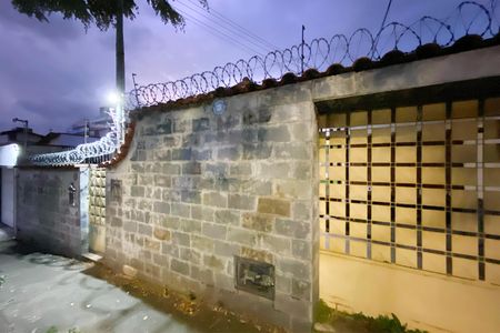 Casa para alugar com 360m², 3 quartos e 2 vagasFachada