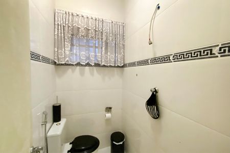 Casa para alugar com 360m², 3 quartos e 2 vagasBanheiro de serviço