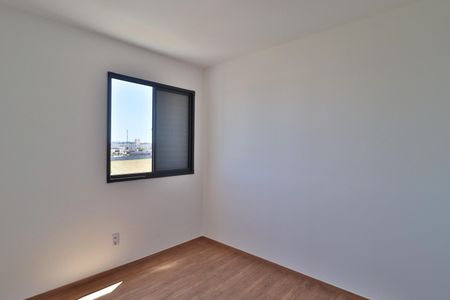 Quarto 1 de apartamento para alugar com 2 quartos, 55m² em Shopping Park, Uberlândia