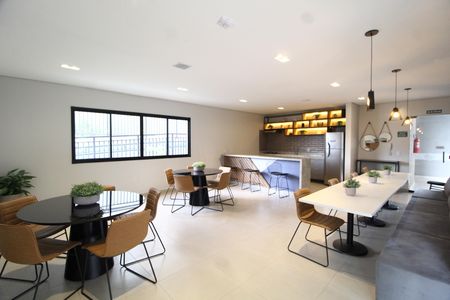 Apartamento para alugar com 55m², 2 quartos e 1 vagaÁrea comum - Salão de festas