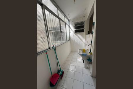 Apartamento à venda com 80m², 3 quartos e 2 vagas Apartamento à venda com 80m², 3 quartos e 2 vagasÁrea de Serviço