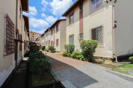 Apartamento à venda com 70m², 2 quartos e 1 vagaEntrada