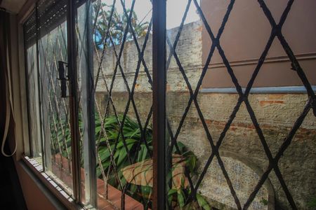 Casa à venda com 250m², 3 quartos e 2 vagas Casa à venda com 250m², 3 quartos e 2 vagasVista